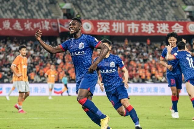 包含莱万多夫斯基官方宣布持续失利新规，切尔西引发争议！引发球迷热议的词条-九游app