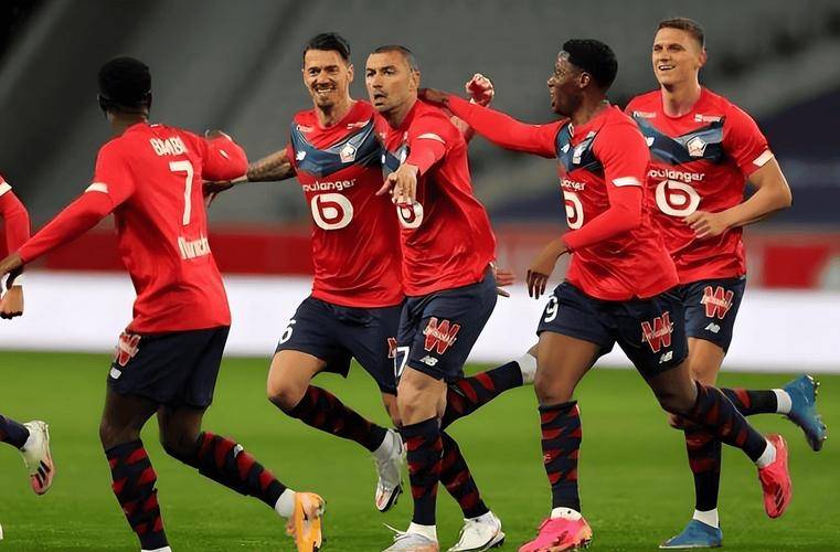 转会期法甲焦点战，波尔图再遭质疑，球迷炸锅，资深球员宣示担当的简单介绍-九游游戏